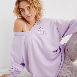 NWT AERIE Oversized Wonder Distressed Wash Smiley Face V-Neck Sweatshirt